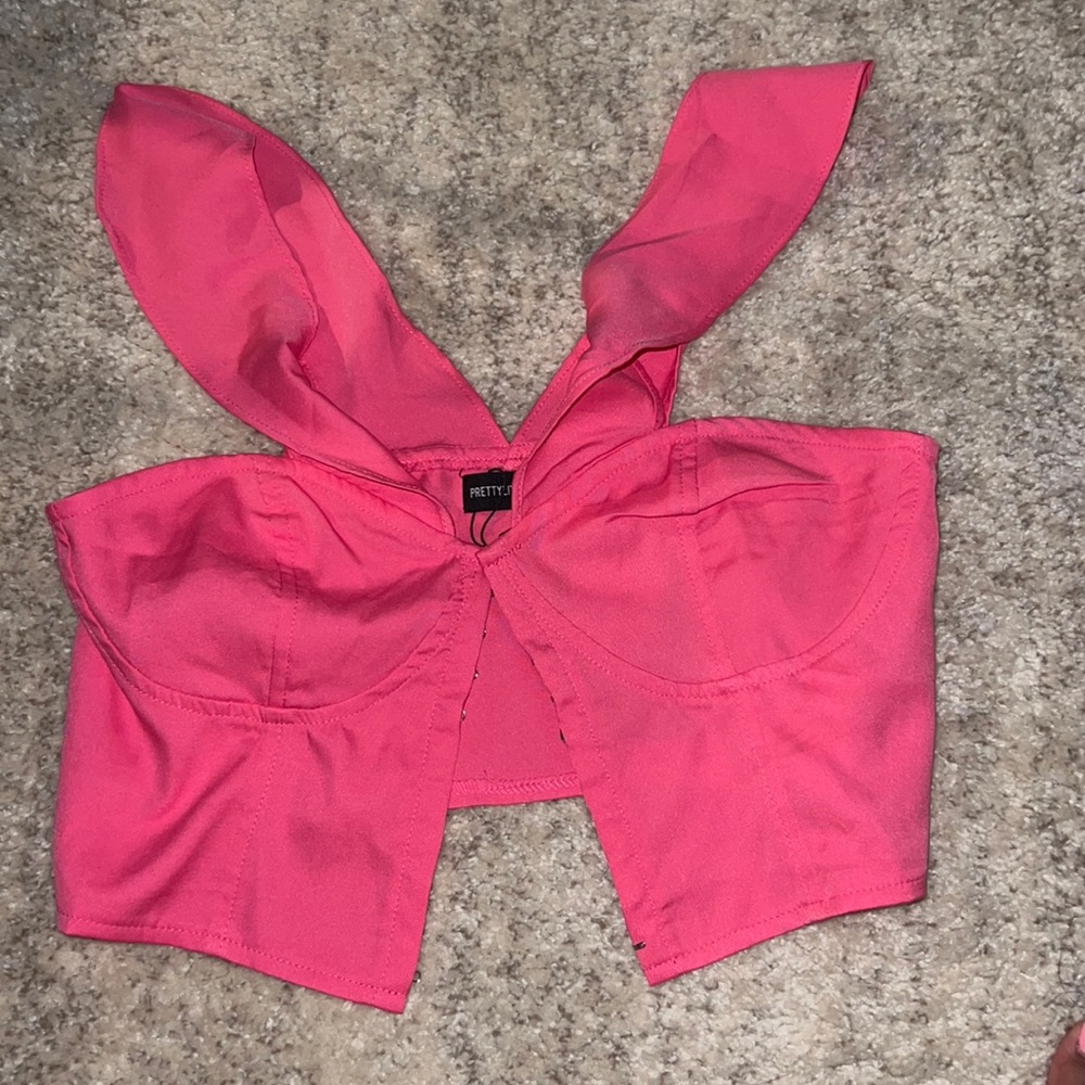 Pink crop top never been worn